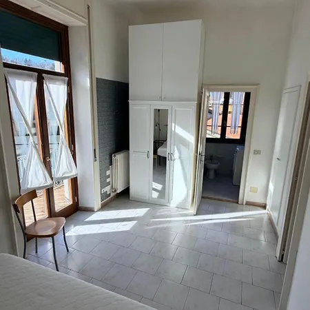 Marmo Design - Comodo Appartement